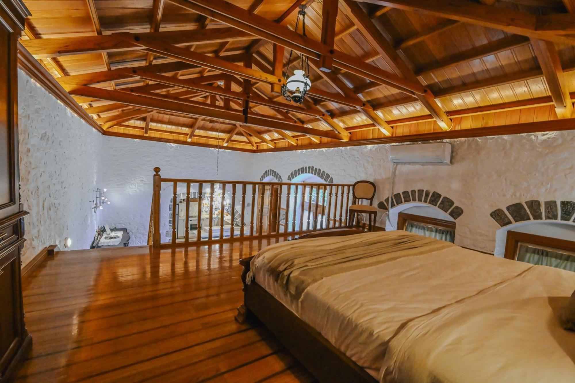 Mansion Eugenie Villa Хидра Екстериор снимка